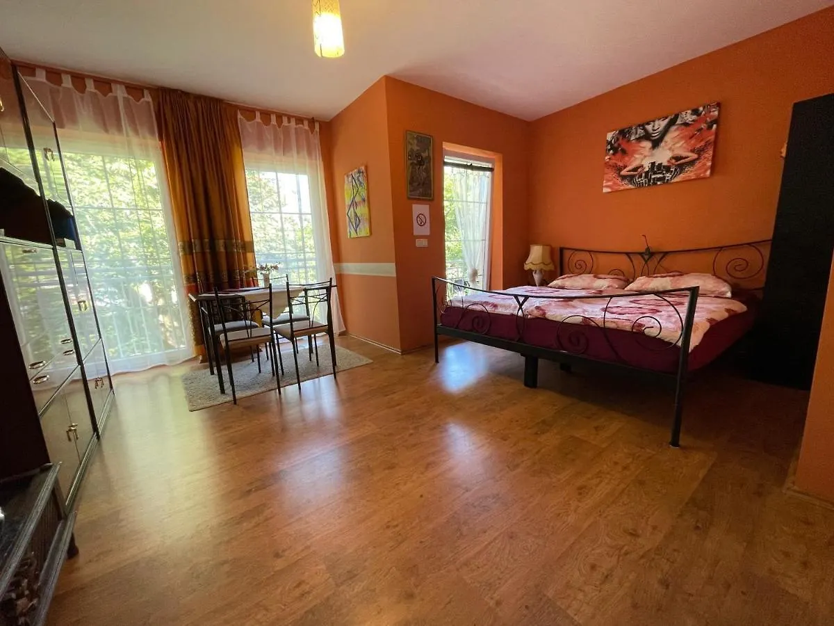 Zentrumsnahe Ferienwohnung Drážďany