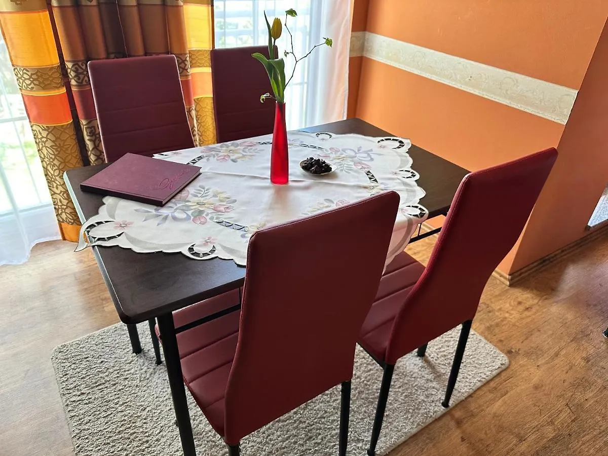 Zentrumsnahe Ferienwohnung Drážďany Apartmán